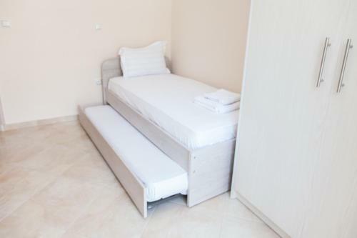 Great Apartment In Piraeus