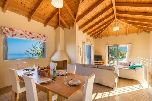 Villa Alkiona By Villa Plus