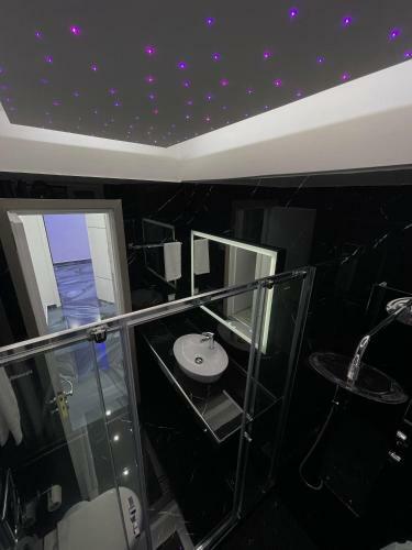 Rafina's Luxury Apartment