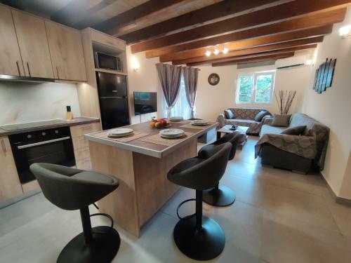 Apartamento Nikitas Maisonette
