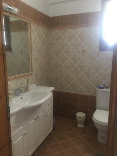 Alekos Rooms And Apartments