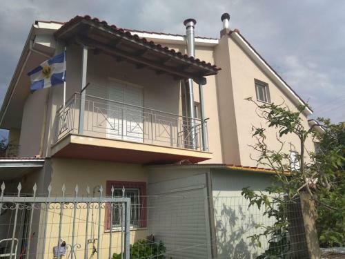 Grecos Apartment