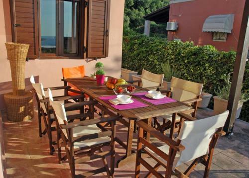 Skafidia Villa Yucca - Garden Haven Retreat