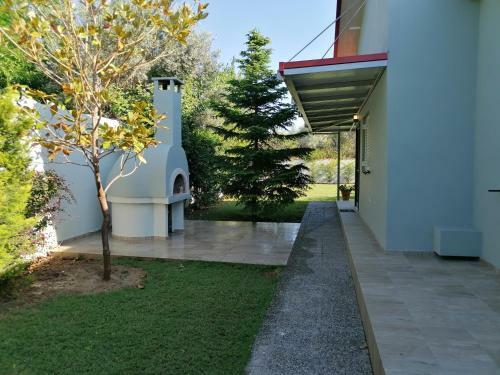 Villaellea
