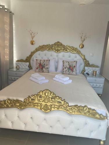 Sea View Boutique Suites