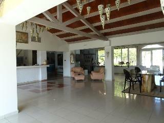 Ianos Hotel