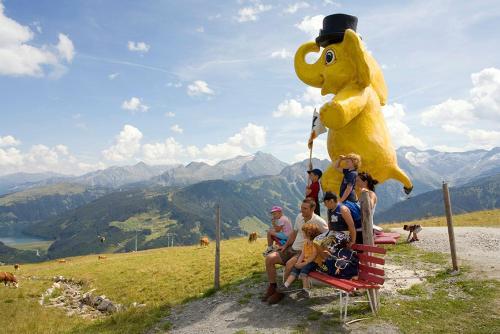 Hostal Pension M�hlbacher
