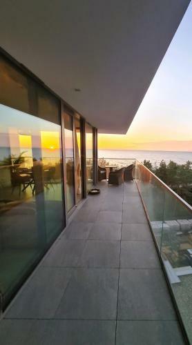 Wave Privilege Apartment