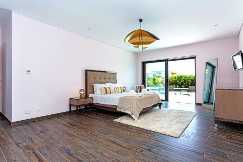 Blue Hill Boutique Villa