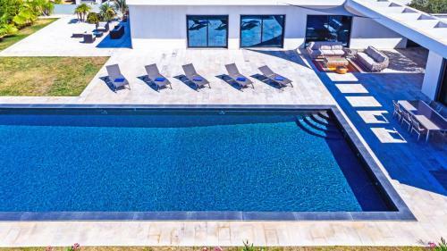 Blue Hill Boutique Villa