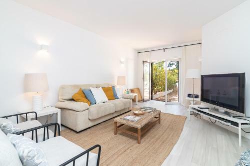 Villa Saltwater House