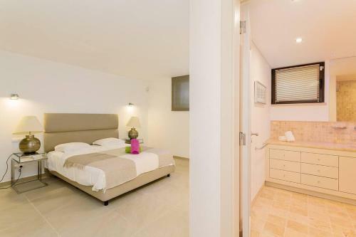[luxury Villa] Cinema, Sauna, Pool And Billiards
