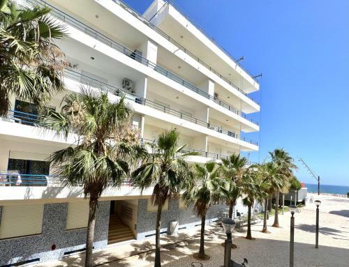 Beachside Apartment - With Pool By Hd Properties