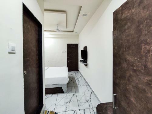 Albergue Hotel Shivam