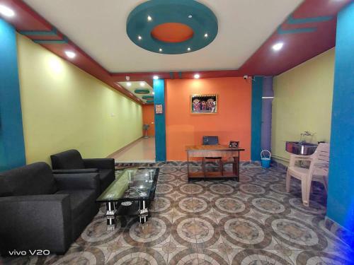 Hotel Oyo 89342 Msm Residency