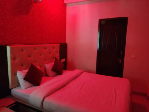 Hotel Raj Palace