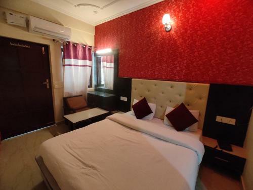 Hotel Raj Palace