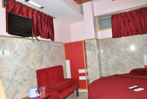 Oyo 89600 Hotel Ravi Palace Rajkot