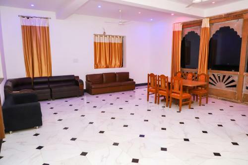 Hotel Meera Heritage
