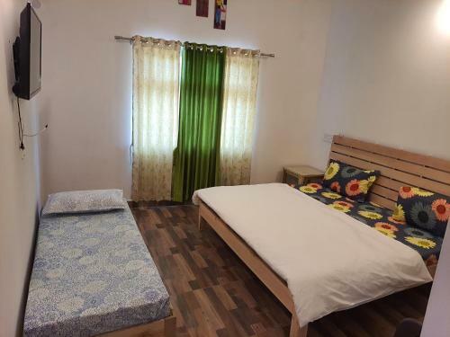 Siya Ram Vatika Pure Vegetarian Homestay
