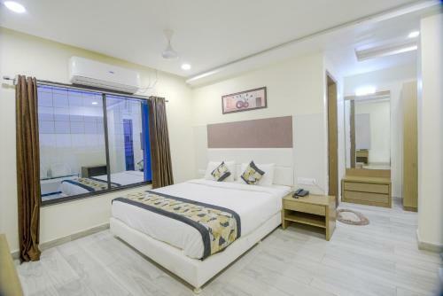 Hotel Pal Residency