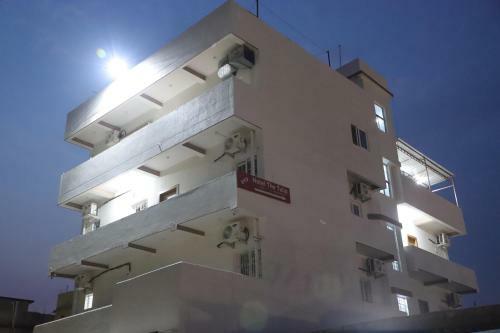 Hotel Dn Grand