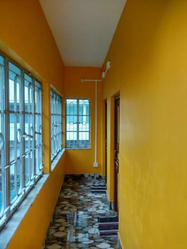 Hotel Roy Guest House
