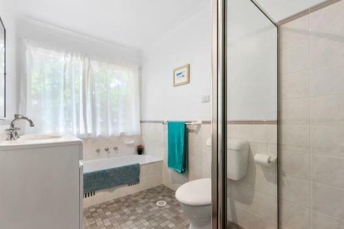 Baileys Retreat - Pet Friendly - 10 Mins Walk To Beach