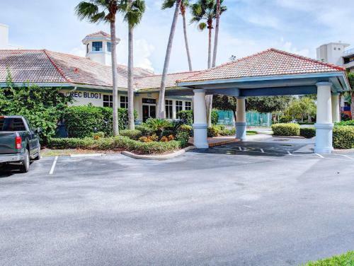 Oceanwalk Beach Condo
