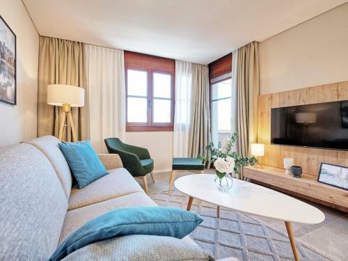 Atmospheric Apartment On The Ossiacher See With Wellness
