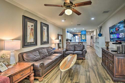 Apartamento Waterfront Condo With Boat Dock, Gym And Pool!