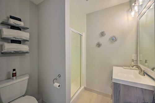 Bright, Airy Naples Home Near Beach And Dining!
