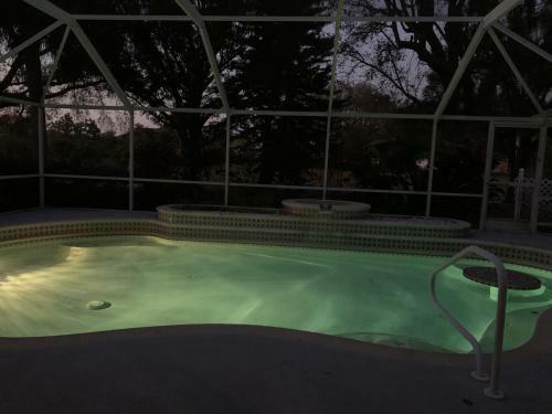 Pure Paradise - Private Villa With Heated Pool - Sleeps 8