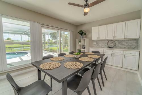 Florida Oasis - Private Dog Friendly Villa With Solar Pool - Sleeps 6