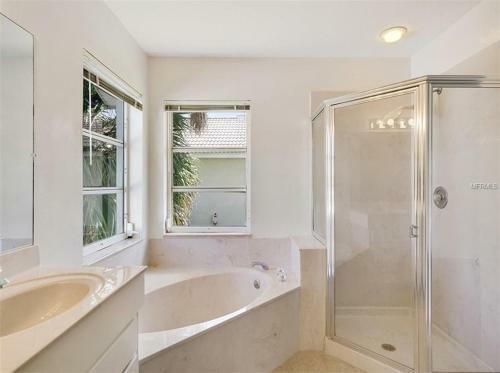 Tropical Cape Haze - Private Villa With Heated Pool - Sleeps 6