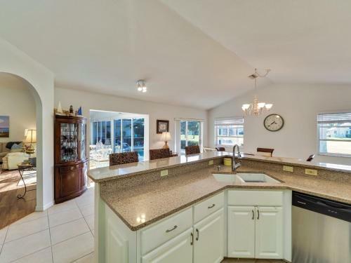 Tropical Cape Haze - Private Villa With Heated Pool - Sleeps 6