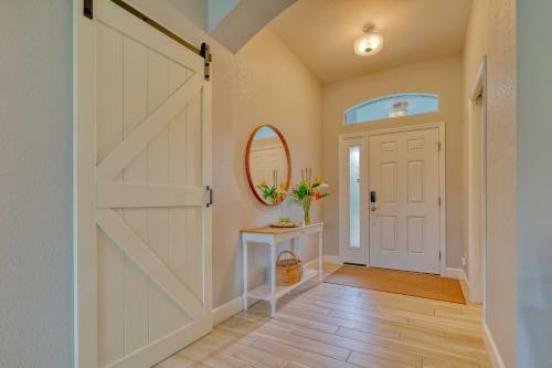 Cheerful 3bdrm Home, With Heated Pool