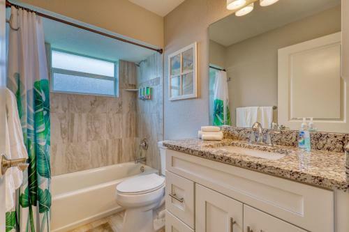 Cheerful 3bdrm Home, With Heated Pool