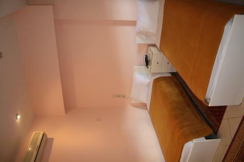 Hotel Avra