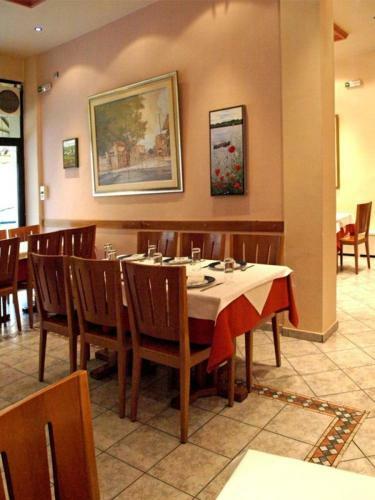 Hotel Avra