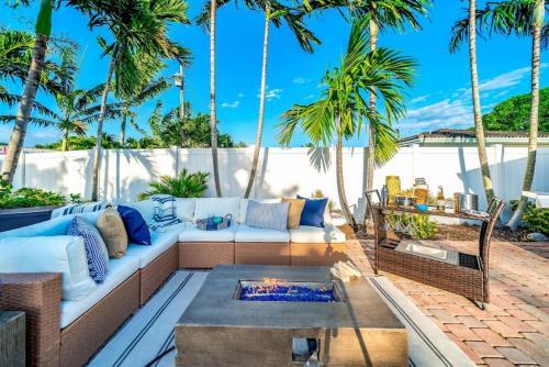 Pompano Pool Paradise