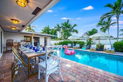 Pompano Pool Paradise