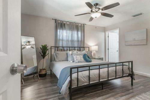 Renovated Largo Heated Pool Home