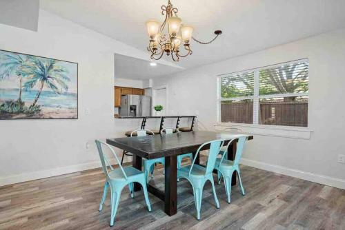 Family Friendly W/pool. 5 Miles To Madeira Beach