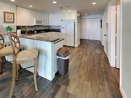 Apartamento Emerald Isle #1506