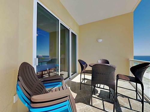 Apartamento Emerald Isle #1708