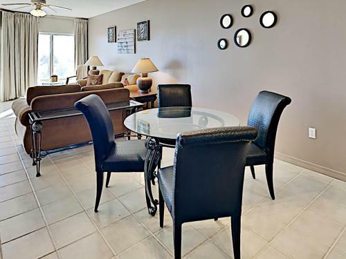 Apartamento Emerald Isle #106