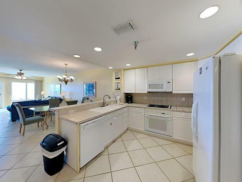 Apartamento Emerald Isle #1106