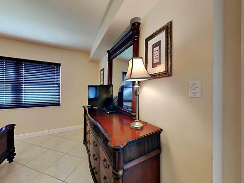 Apartamento Regency Towers #508 West