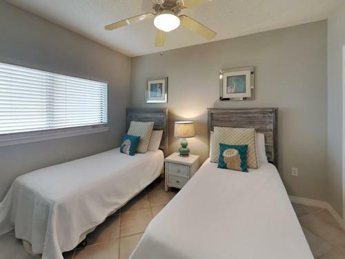Apartamento Emerald Isle #1606